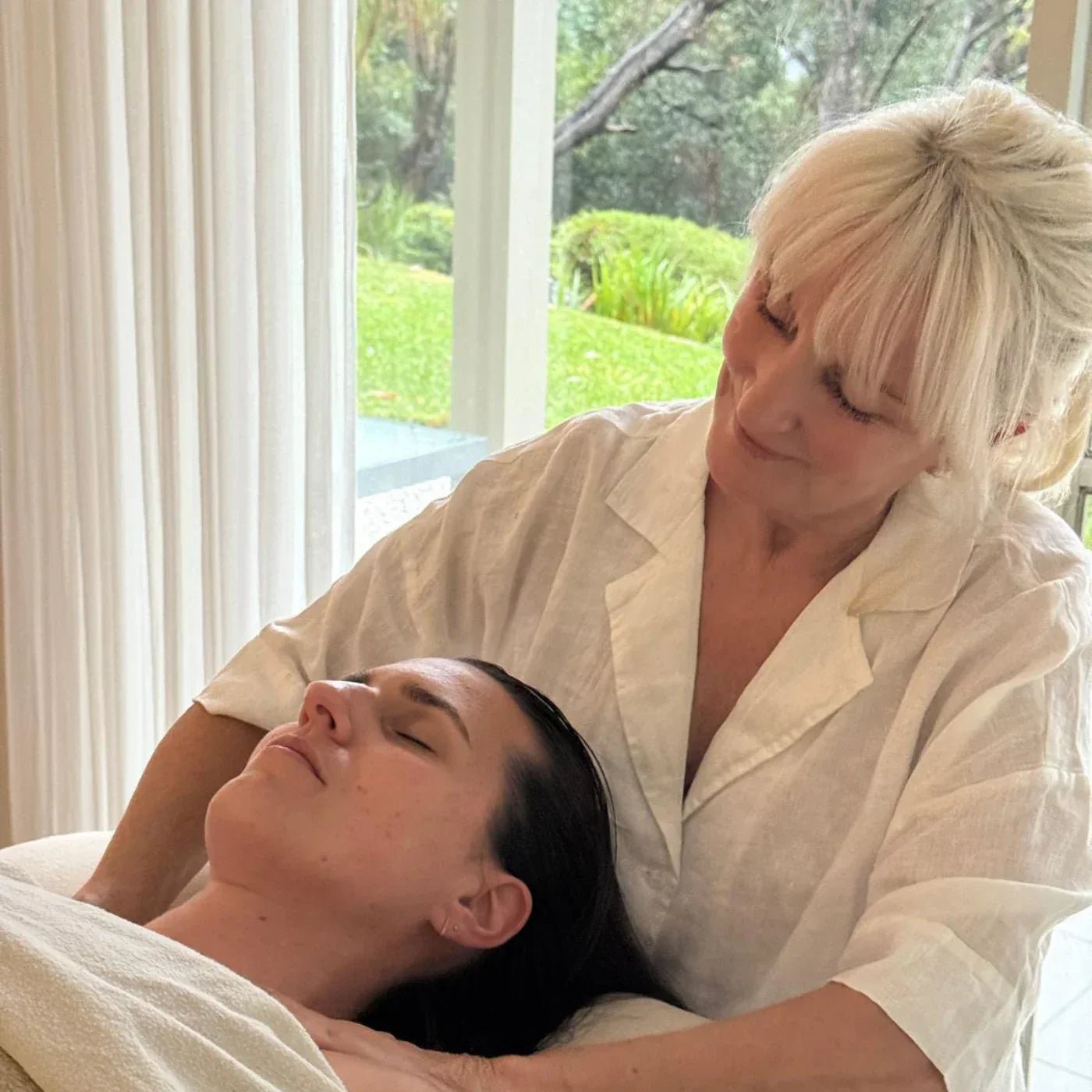 Meet Claudia Fabiani: The Master Facialist Behind Synthesis Organics’ Facial Alchemy 360° with Buccal - Synthesis Organics