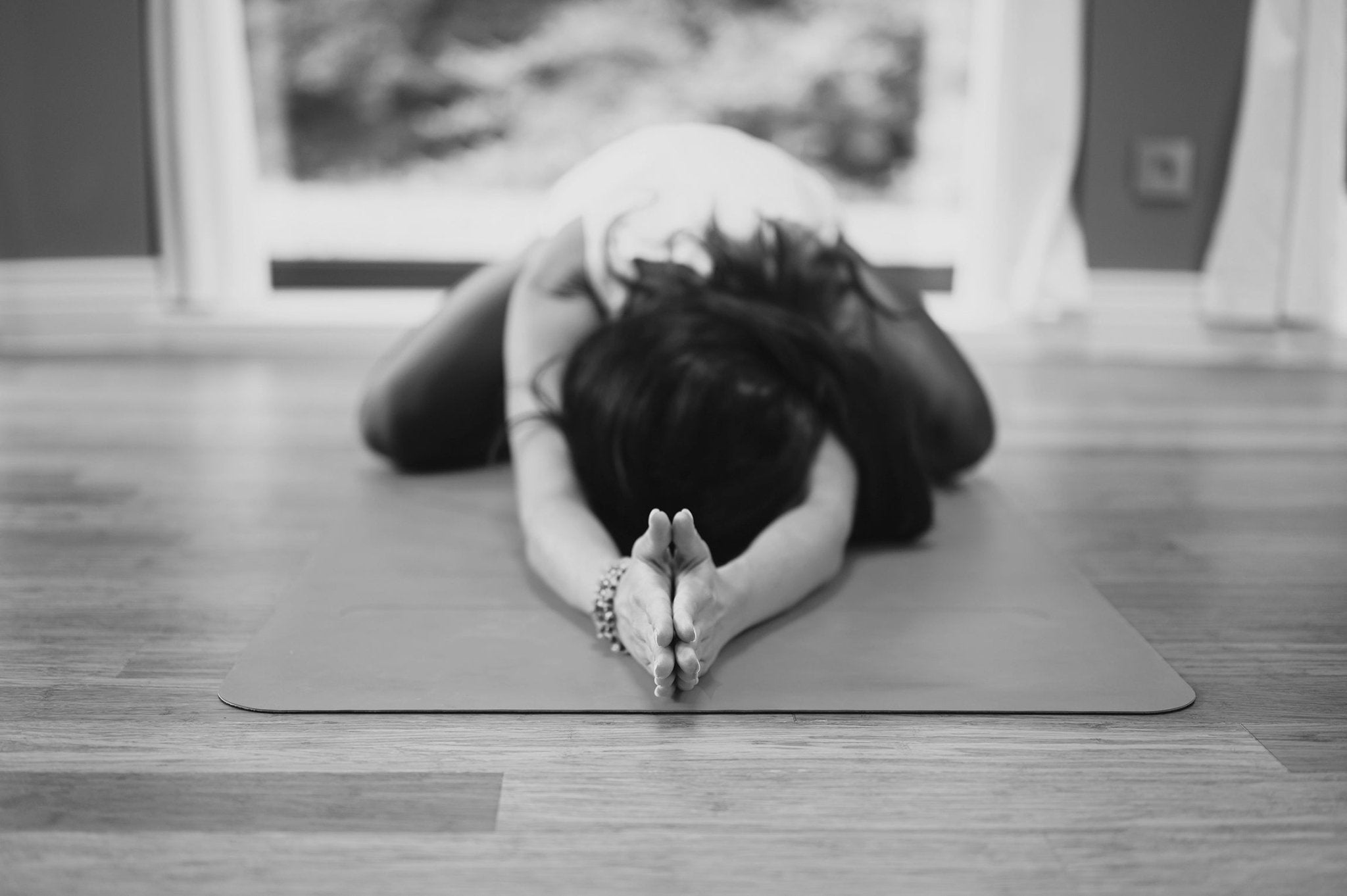YIN: SKIN ALCHEMY | Healing Experience - Synthesis Organics