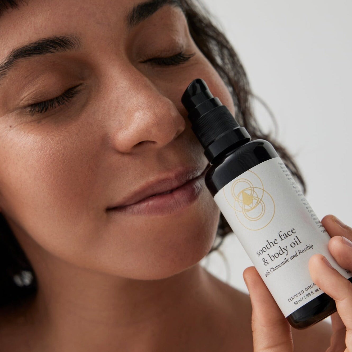 Soothe Face & Body Oil - Synthesis Organics